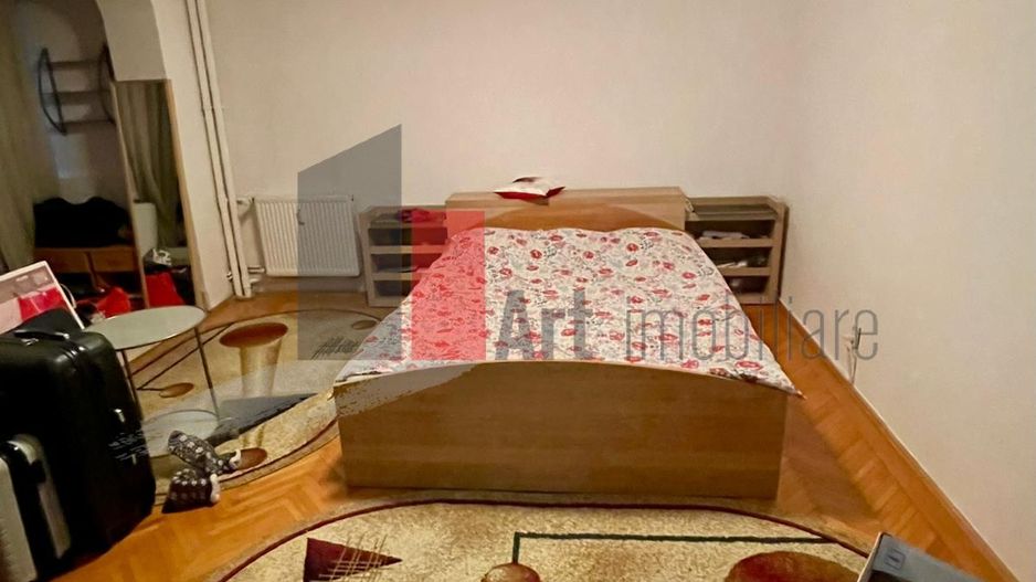 Garsoniera Pajura Spatioasa - Poză 1