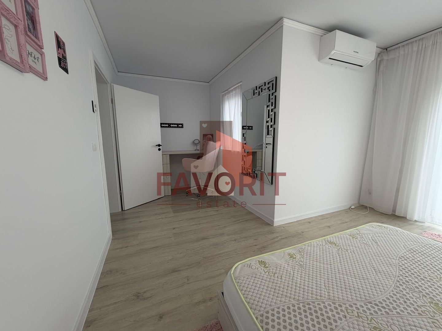 Duplex | 5 camere | Mobilat | Toate utilitatile | Asfalt | Utvin | - Poză 9