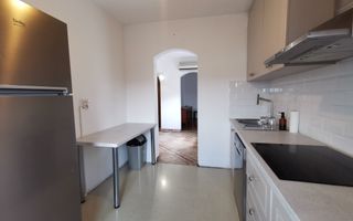 De închiriat apartament cu 4 camere, Bd. Decebal - Poză 8