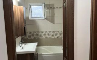 Aapratemt 3 camere si loc de paracare- et.3- 400euro-Mircea cel Batran - Poză 6