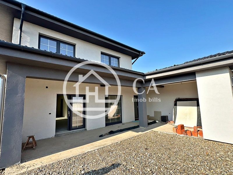 Casă de vânzare P+E cu 4 camere în zona Nufărul, Oradea - Poză 4