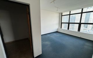 Spațiu comercial 493 mp utili | Locație centrală | Vizibilitate excelentă | - Poză 41