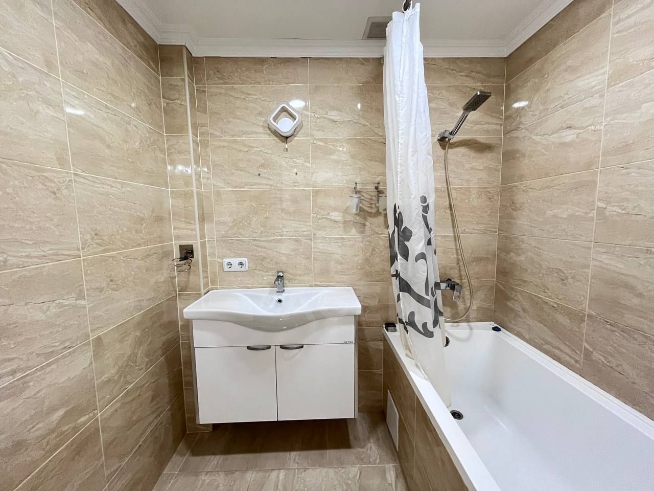 Vânzare, apartament, 2 camere + living, str. Mihail Sadoveanu, Ciocana - Poză 5