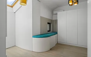 Eleganță și Spațiu în Inima Cartierului Domenii | Apartament cu 5 Camere în Vilă - Poză 11