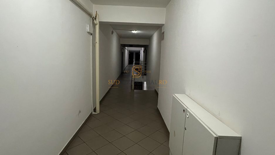 Apartament 3 camere, terasa generoasa, acces metrou Aparatorii Patriei - Poză 15