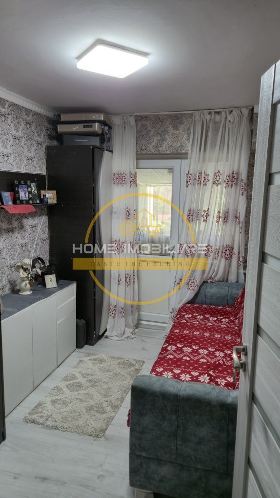 Apartament cu 3 camere/ 46mp/ zona Podu Ros - Poză 4