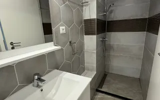 Apartament premium de 3 camere disponibil pentru închiriere în zona Băneasa - Poză 15