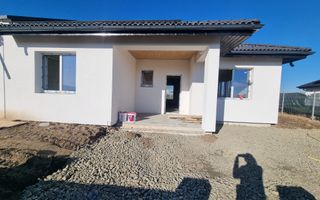 Case pe un singur nivel teren 479 mp cu panouri solare – Cristian/Sibiu - Poză 1