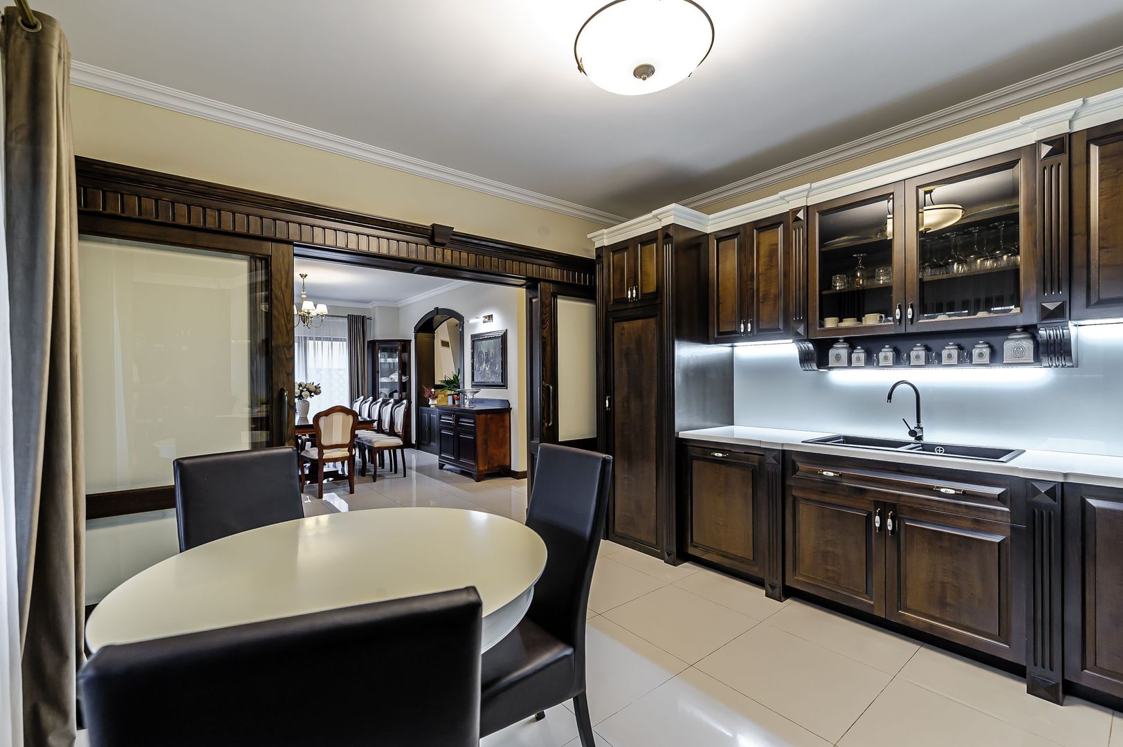 PRET NOU!!!   Vilă de Lux în Grădiște - Poză 4