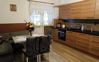 Apartament 3 camere - Cetatea Fetei, Florești - Poză 3