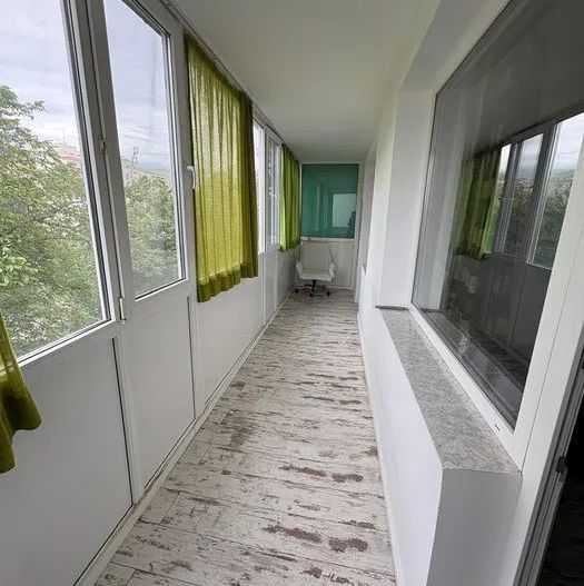 Apartament 2 camere in zona Basarabia, renovat recent - Poză 5