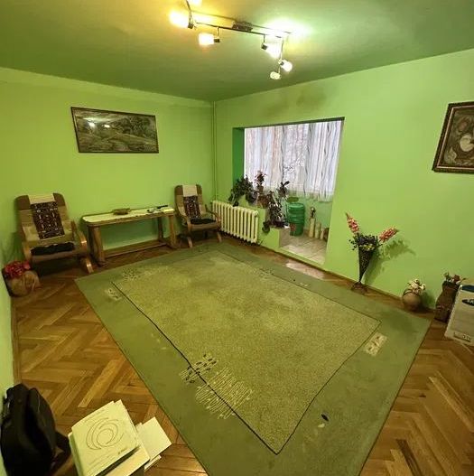 Ap. 4 camere Bucovina etaj 2 centrala proprie - Poză 2