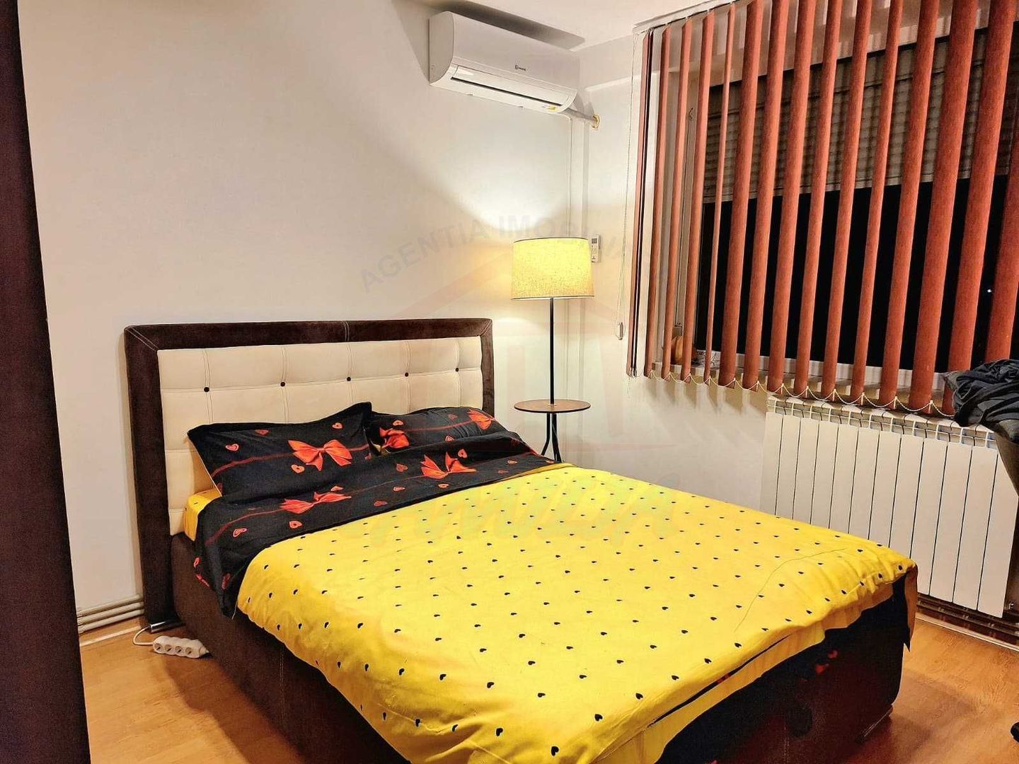 Vanzare apartament 3 camere, Micro 17, 60 mp, 88.000 EURO - Poză 2