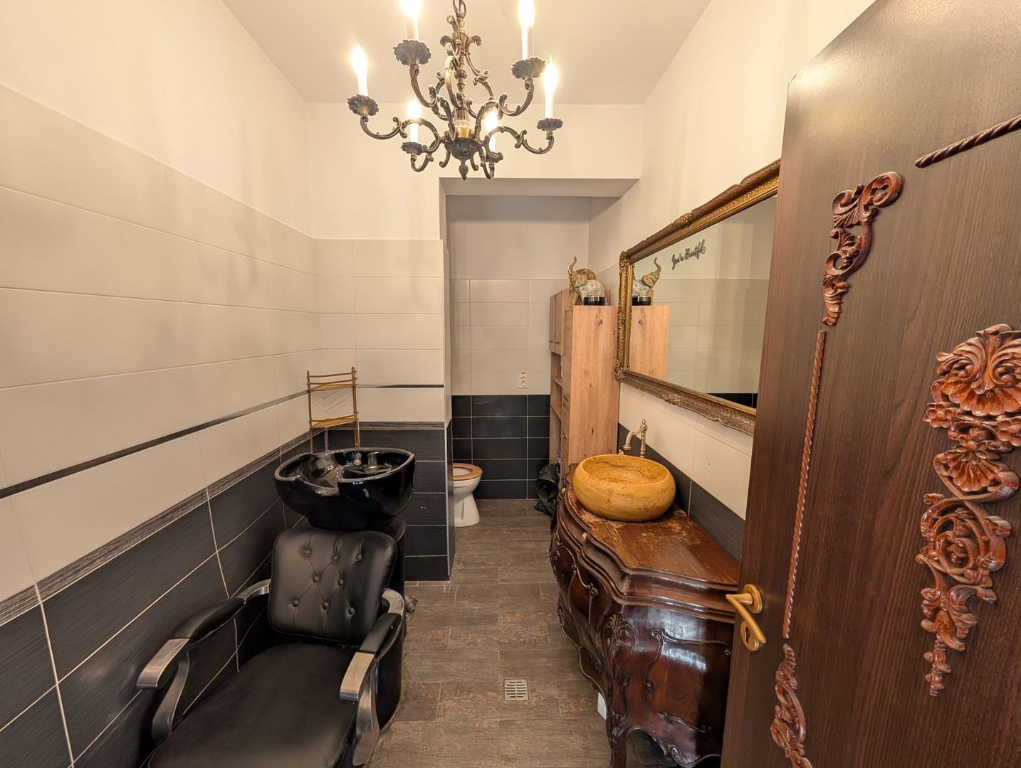 Apartament de 2 camere de vânzare în Cartierul Latin – 44 mp utili - Poză 3