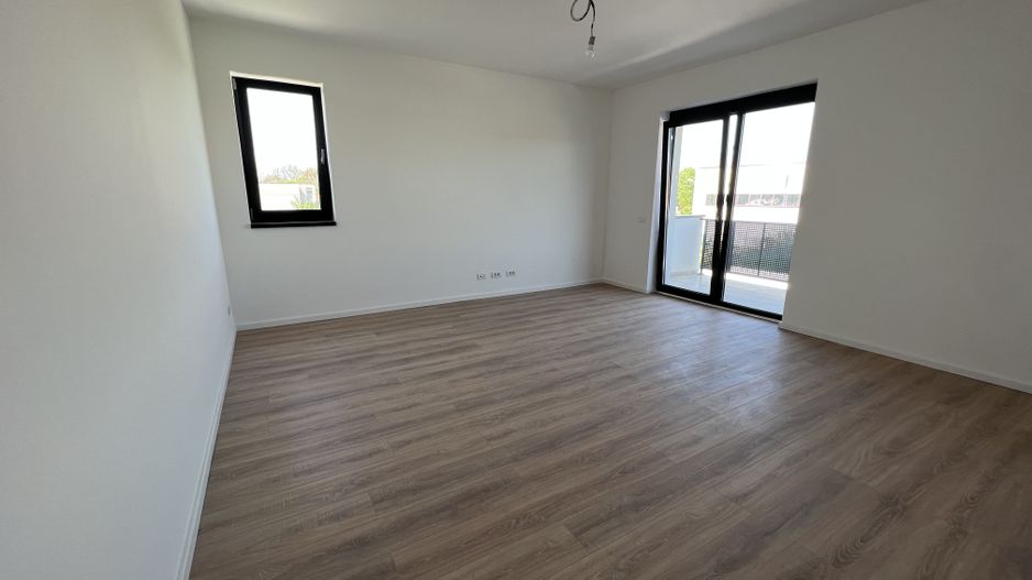 APARTAMENT CU 1 CAMERA - Poză 2