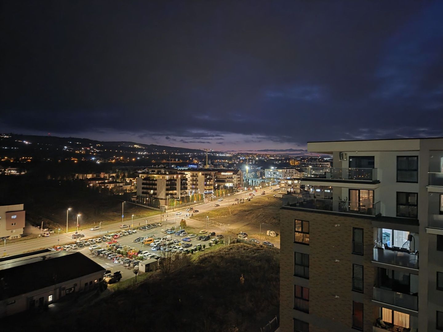 Apartament 2 camere Grand Hill Residence – Bună Ziua Parcare subterana - Poză 1