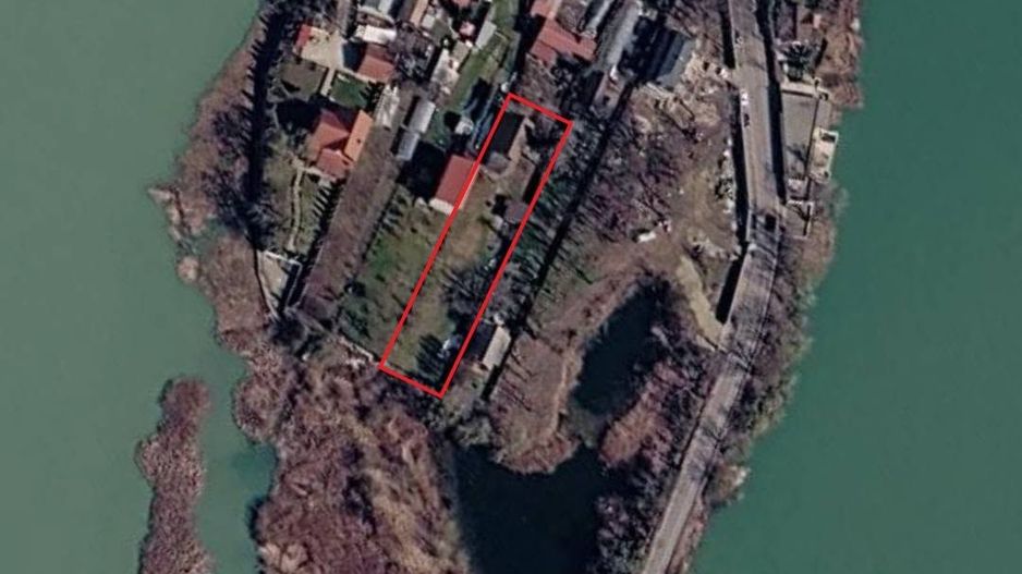 Casă și teren mare, cu ieșire la lac, lângă Mănăstirea Rebegești Crevedia - Poză 21