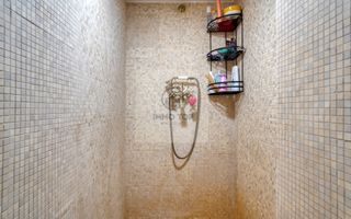 Închiriez casă în Centrul Brasovului/ curte privata - Poză 16