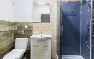 Pensiune/Vila turistica /cazare muncitori in Cristian Brasov - Poză 9