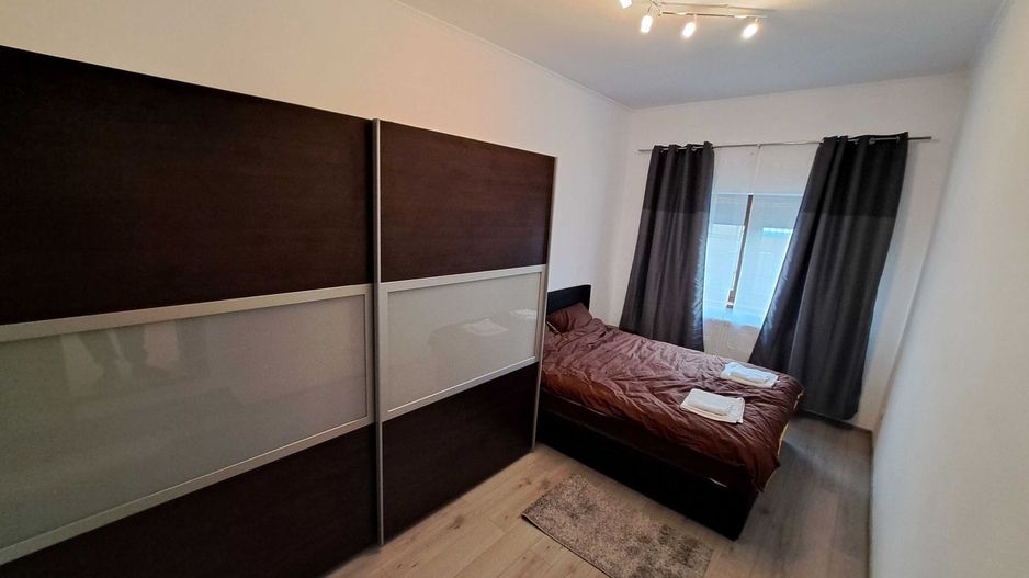 Duplex cu 5 camere - zona  centrala  - Dumbravita - Poză 5