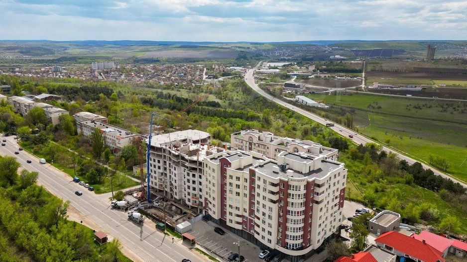 Vânzare, apartamet, 3 camere, str. Alexandru cel Bun, or. Ialoveni - Poză 2