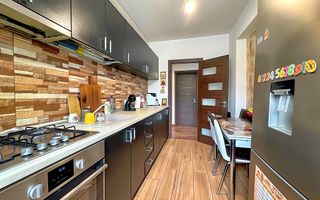 Apartament 3 camere decomandat bucatarie inchisa 2 bai Parcul Teilor - Poză 1