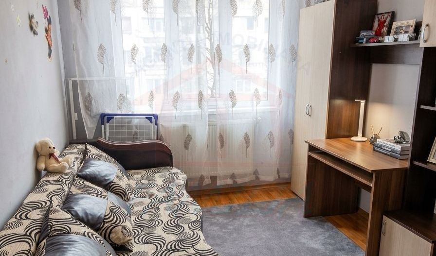 Vanzare apartament 3 camere, piata Micro 19, pret 49.500EUR, Etaj 3/4. - Poză 5