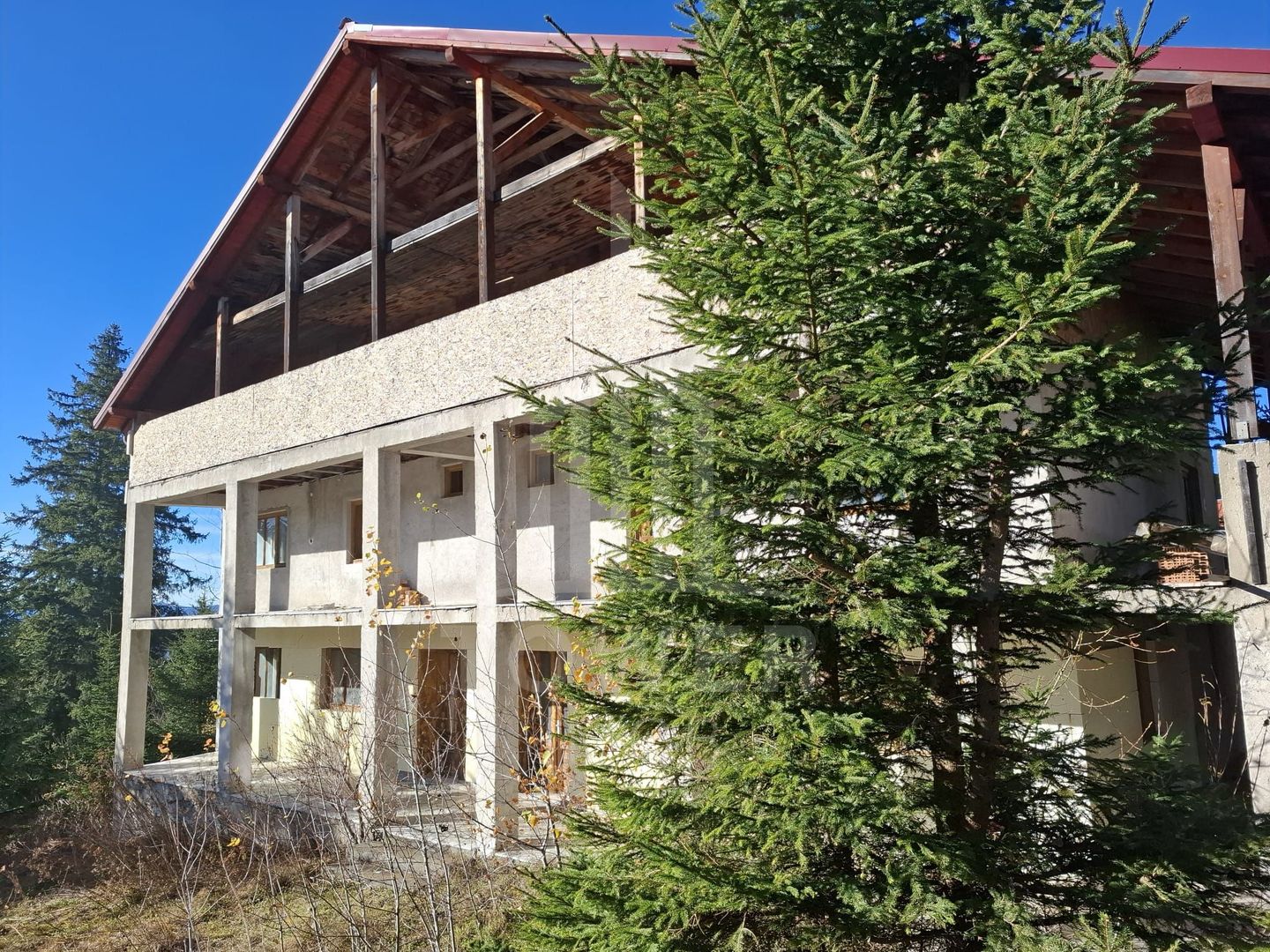 Pensiune de vânzare în Păltiniș – oportunitate de investiție - Poză 3