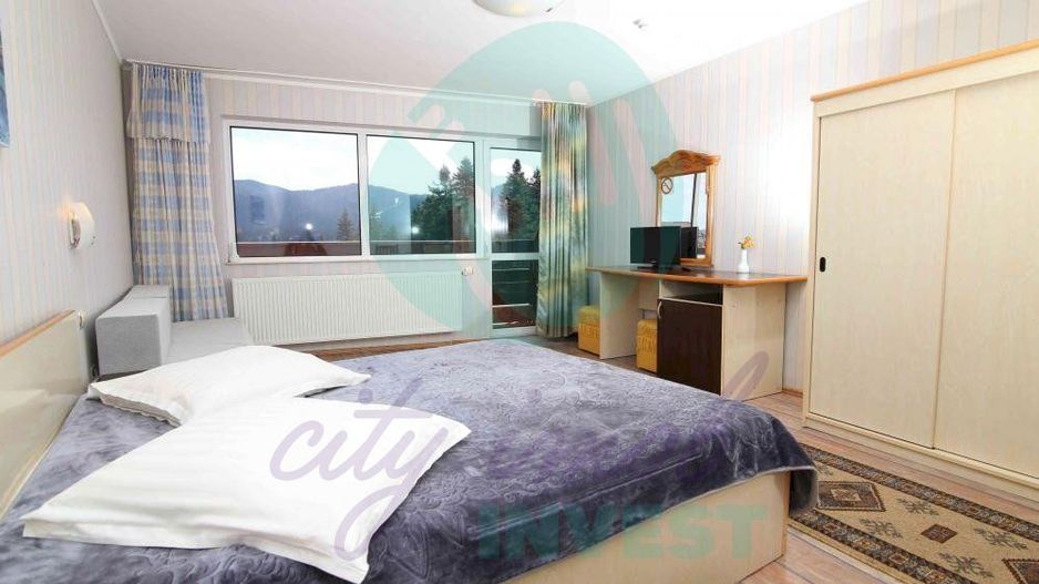 Vila cu 24 de camere cu priveliste superba ideal investitie in PREDEAL - Poză 32