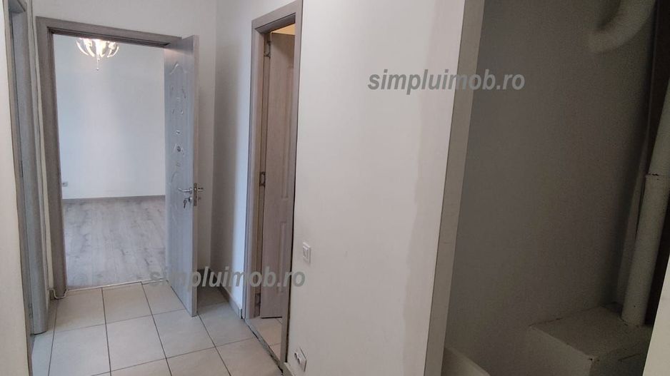 2 camere decomandat 56 mp an 1979 - Poză 5