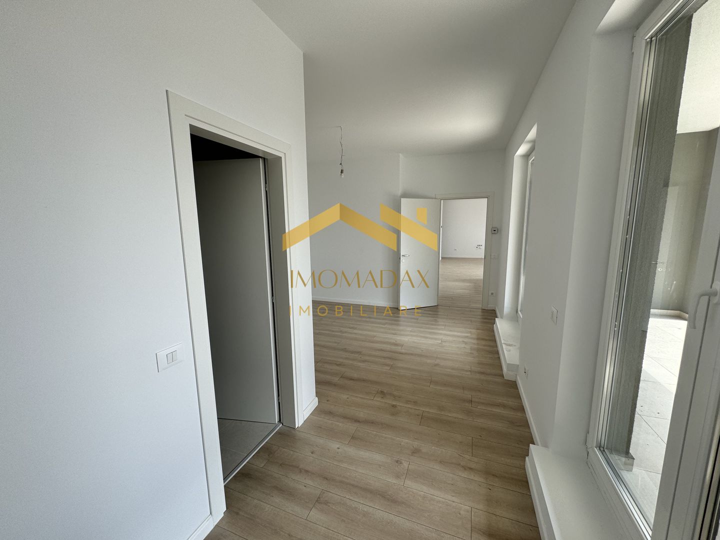 Aradului-Apartament 3 camere-Centrala Proprie - Poză 4