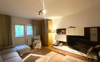 DE VANZARE APARTAMENT SPATIOS 4 CAMERE | 2 BALCOANE | ZONA SEBASTIAN - VULCAN - Poză 4