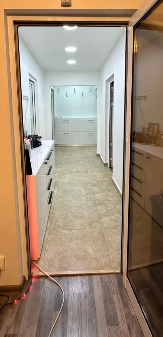 Apartament renovat cu doua camere, soseaua Berceni, 130.000€ - Poză 11