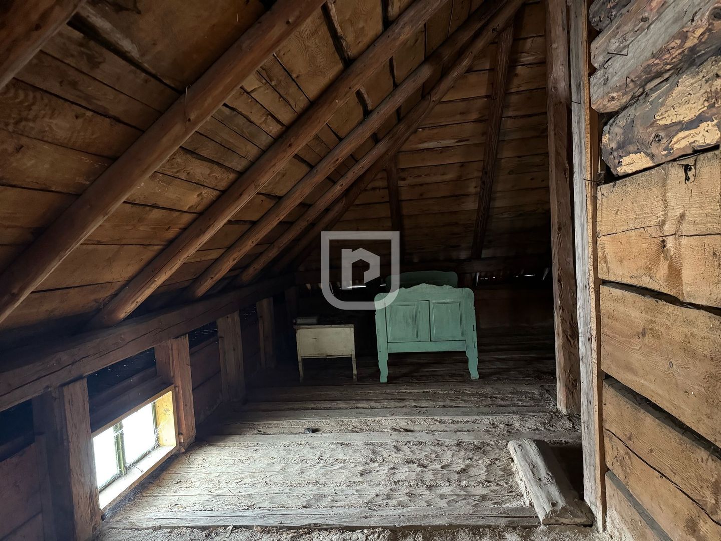 De vanzare casa, atelier fierarie, 4 anexe - 2507 mp in Manastirea Humorului - Poză 9