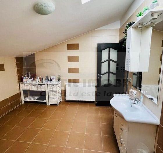 3 camere decomandat, 80 mp – Bucium, bloc 2016 - Poză 7