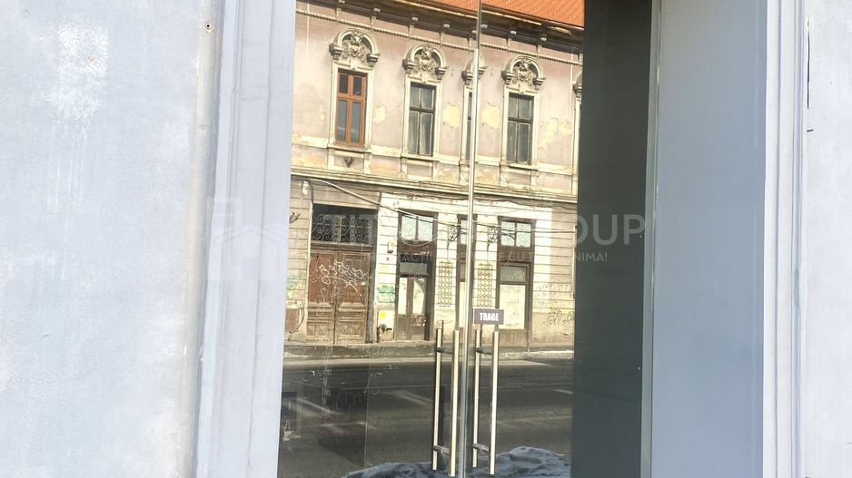 Spatiu comercial Centrul Istoric 24 mp, vitrina stradala - Poză 3