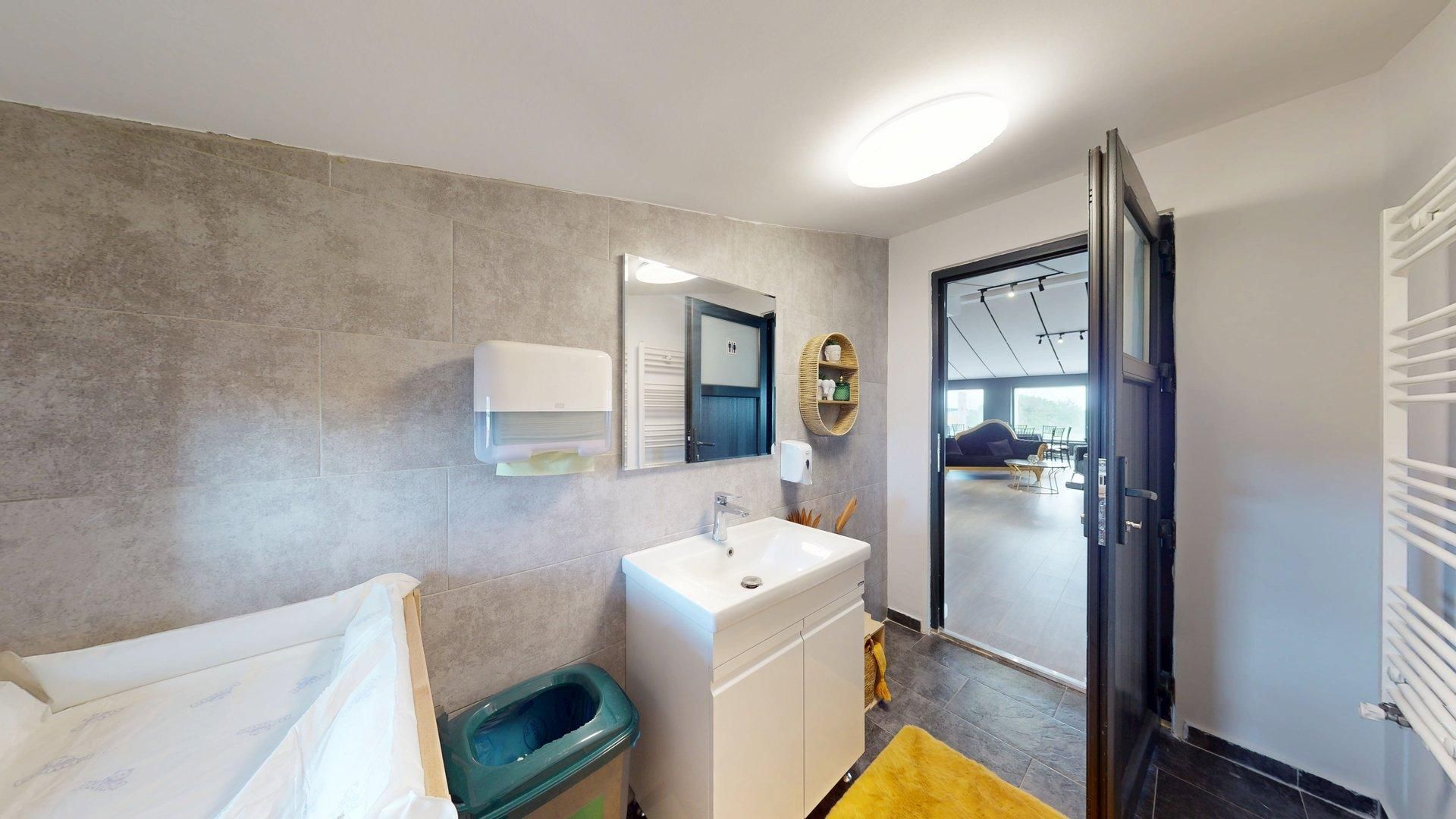 Spațiu comercial modern/showroom Voluntari-Colentina-A3 - Poză 11