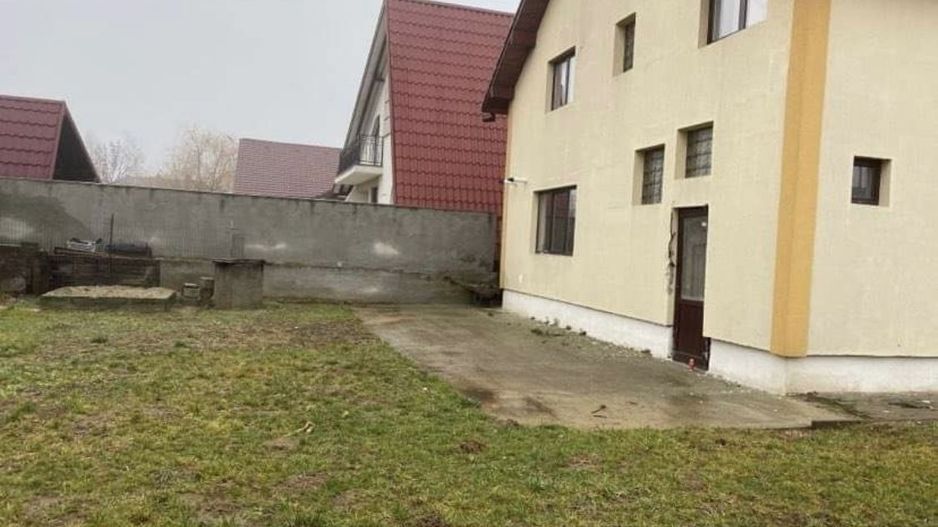 Vand casa cu mansarda - Poză 8