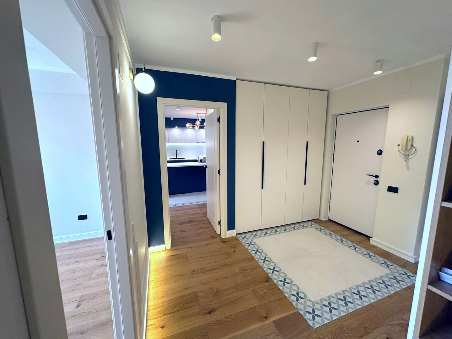 AVIATORILOR, apartament 4 camere Lux, aflat la prima inchirere - Poză 21