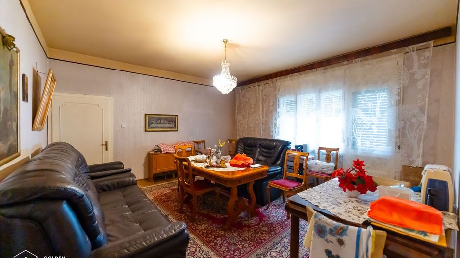 Vila multifunctionala langa Montessori House - Poză 4