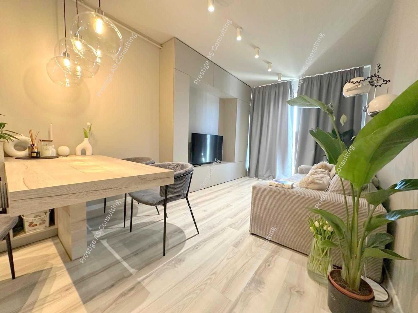 Apartament 3 camere | Mobilat | Parcare inclusa - Poză 1