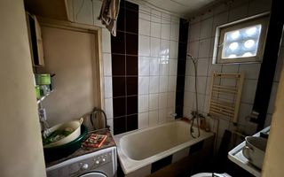 Apartament cu 3 camere (moldovei) - Poză 1