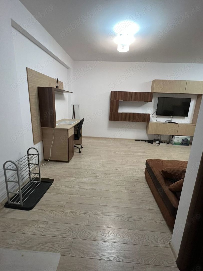 Particular - închiriez 2 camere - metrou Gorjului - Poză 3