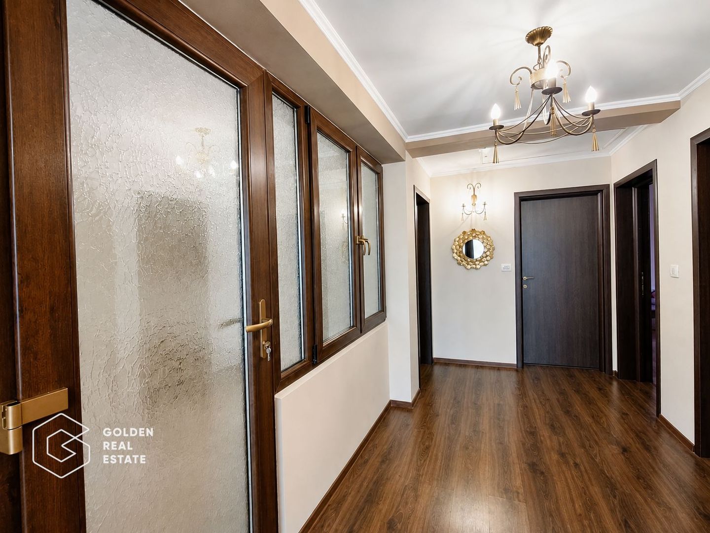 Casa moderna, 4 dormitoare, 700 mp curte, Vladimirescu - Poză 13
