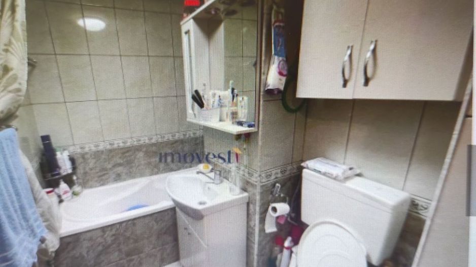 Ag BRASADAS vinde apt 3 cam etaj 2/4 Micro 16. - Poză 4