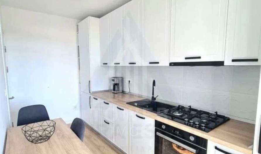 Apartament 2 camere, etaj 1, dressing și balcon – complet mobilat și utilat - Poză 4