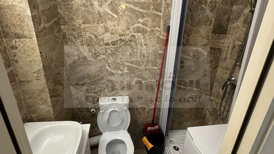 3 camere Tătărași • 74 mp • bloc 2017 • parcare • 215000 € - Poză 11