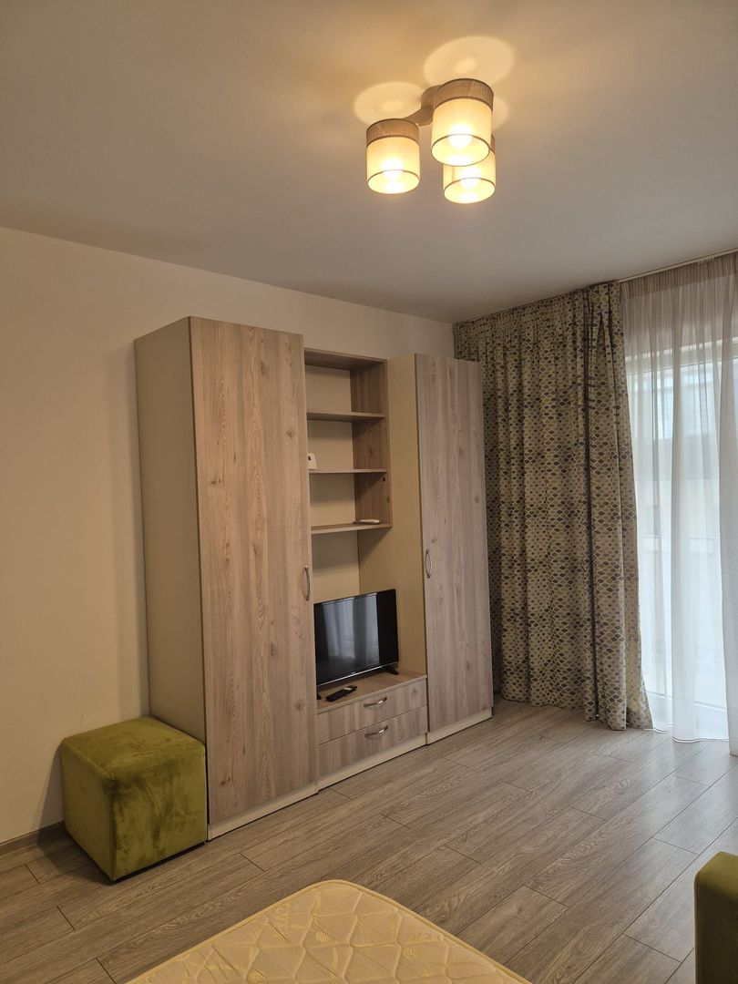 GARSONIERA - PARCARE INCLUSA, BUCATARIE INCHISA, CENTRALA PROPRIE - Poză 2