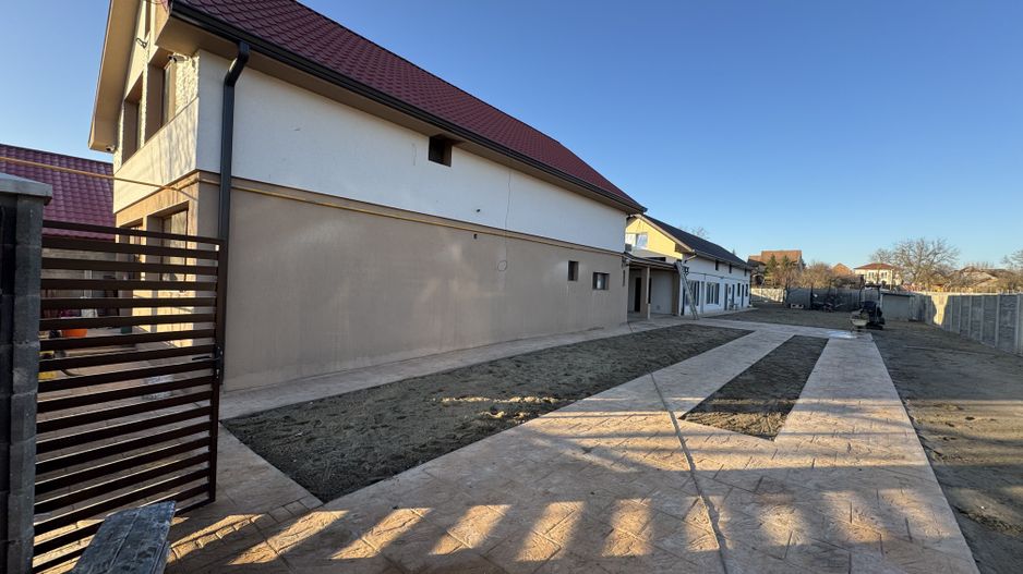 Casa Individuala Sanandrei,P+M,4 Camere,Terasa Acoperita,Teren Generos,Mobilata - Poză 4