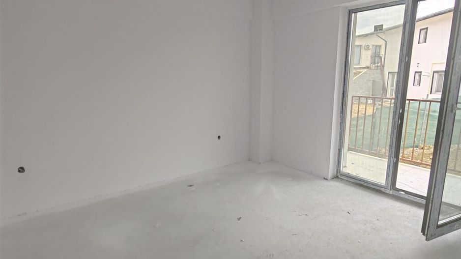 Apartament 2 camere 68 mp Bucium 85000 euro - Poză 2